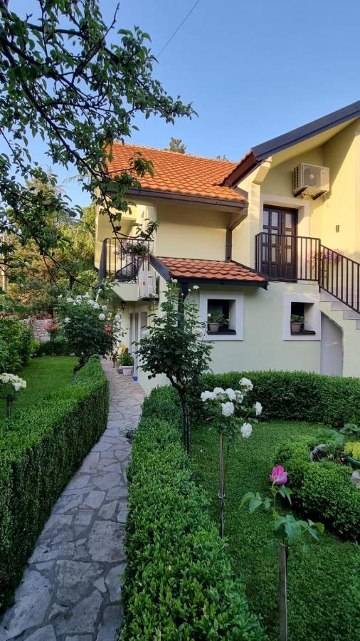 Apartman L&M Cetinje Kültér fotó